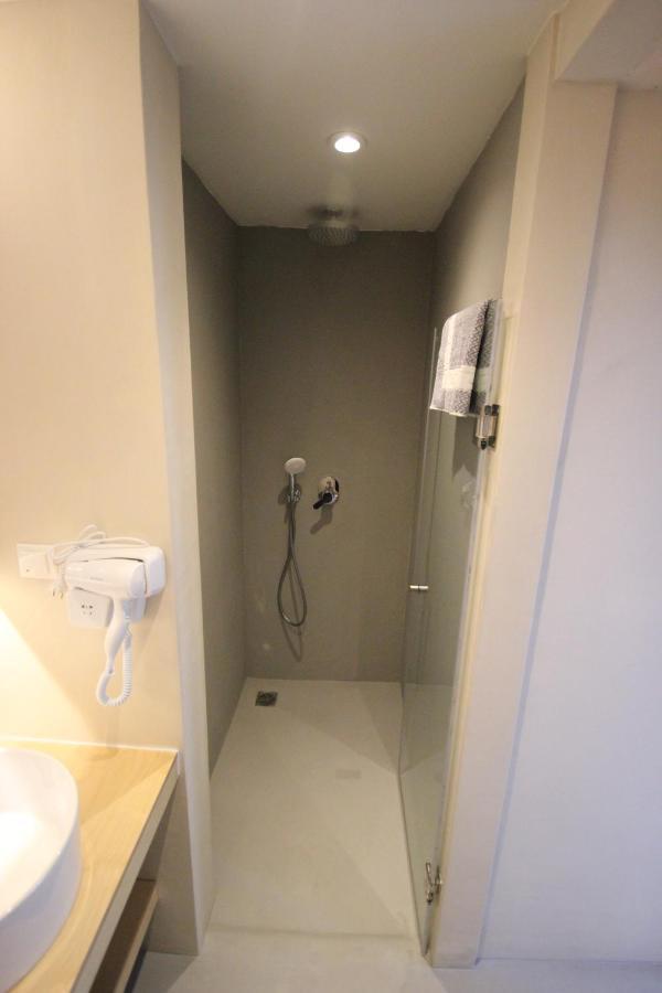 L Anima Boutique Suites スキアトスタウン エクステリア 写真