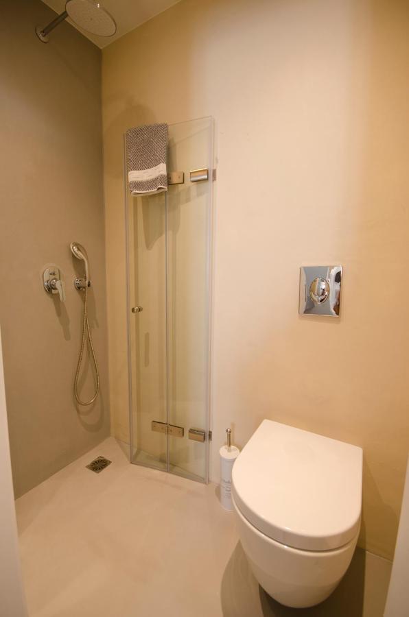 L Anima Boutique Suites スキアトスタウン エクステリア 写真