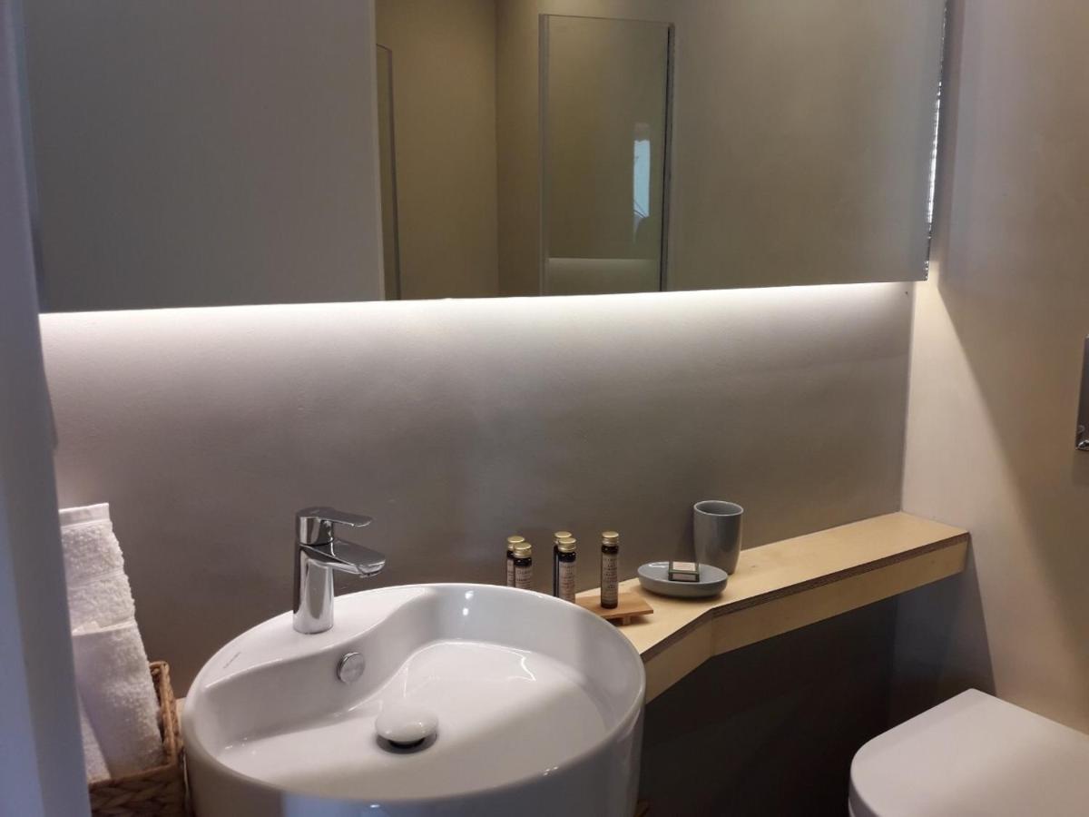 L Anima Boutique Suites スキアトスタウン エクステリア 写真